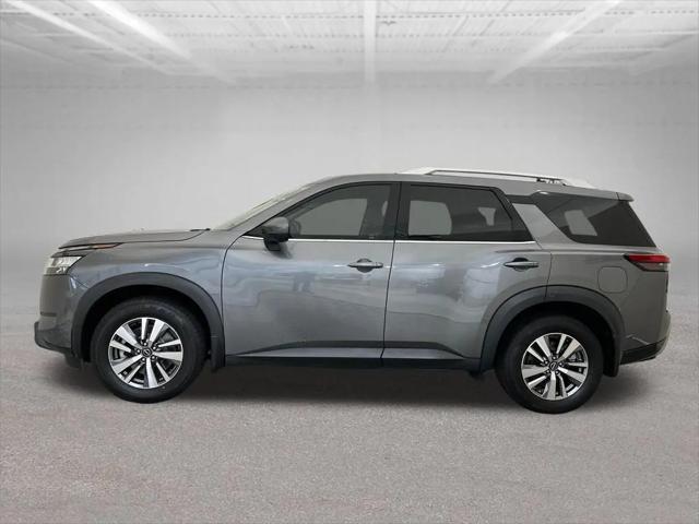2023 Nissan Pathfinder SL 4WD