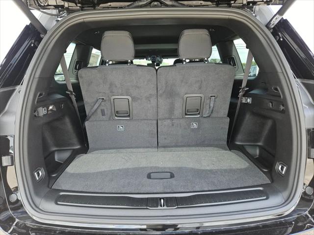 2026 Jeep Grand Cherokee L Altitude 4x2