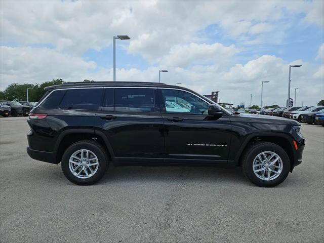 2026 Jeep Grand Cherokee L Altitude 4x2