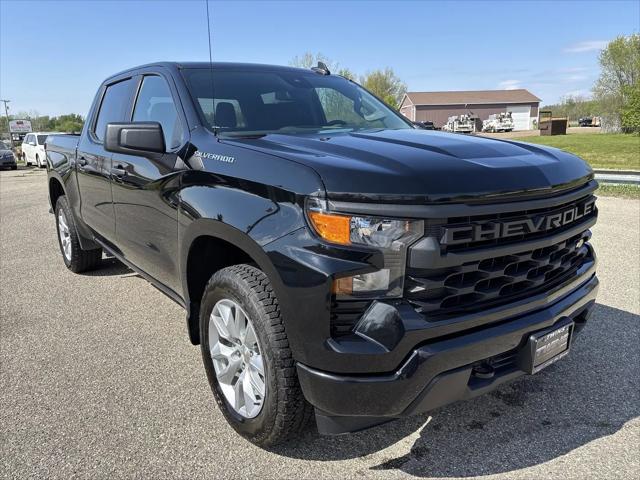 2024 Chevrolet Silverado 1500 4WD Crew Cab Short Bed Custom