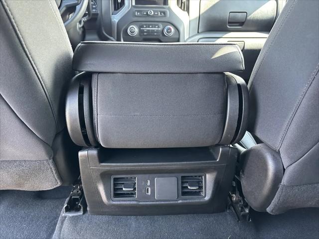 2024 Chevrolet Silverado 1500 4WD Crew Cab Short Bed Custom