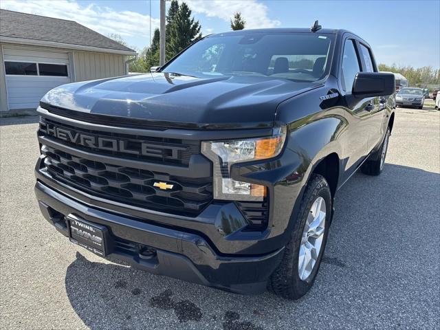 2024 Chevrolet Silverado 1500 4WD Crew Cab Short Bed Custom