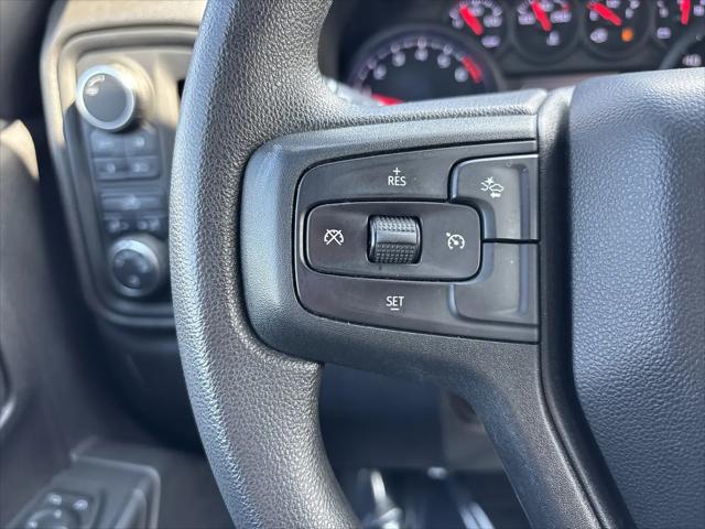 2024 Chevrolet Silverado 1500 4WD Crew Cab Short Bed Custom