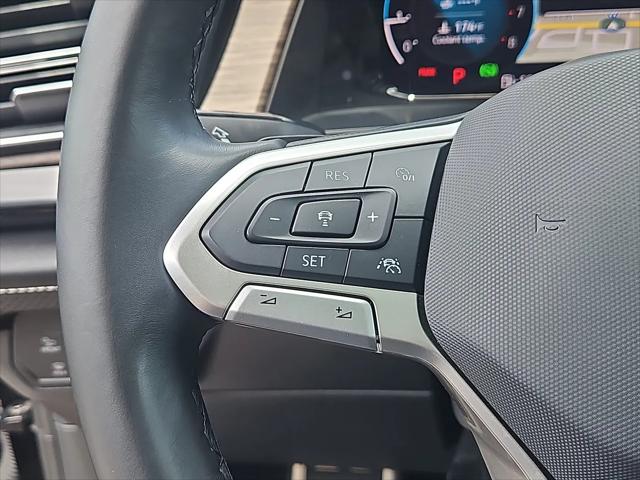 2024 Volkswagen Atlas 2.0T SEL Premium R-Line
