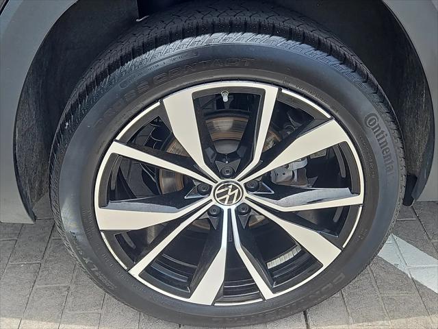2024 Volkswagen Atlas 2.0T SEL Premium R-Line