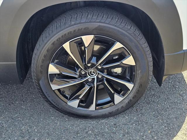 2025 Mazda CX-50 Hybrid Premium Plus Package