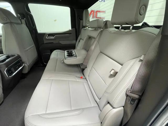 2026 GMC Sierra 1500 Crew Cab, Short Bed, SLT, 4WD