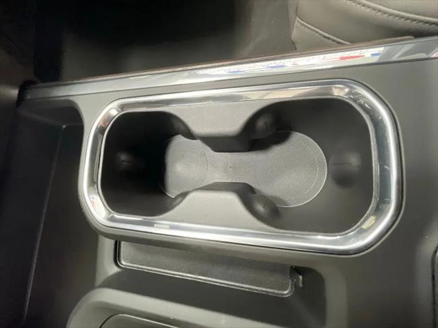 2026 GMC Sierra 1500 Crew Cab, Short Bed, SLT, 4WD