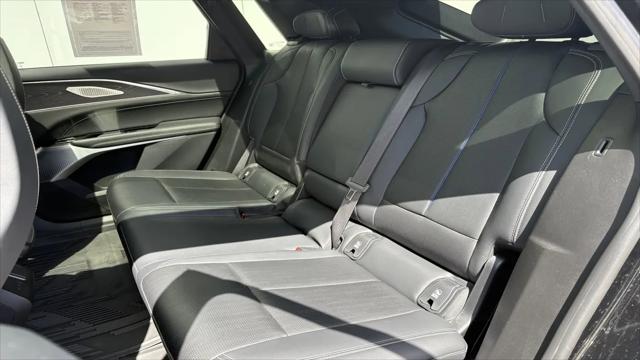 2024 Cadillac iQ Sport w/1SJ