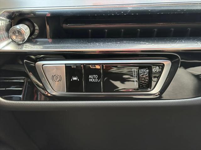 2024 Cadillac iQ Sport w/1SJ