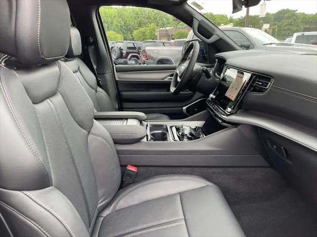 2026 Jeep Grand Wagoneer Limited Altitude 4x4