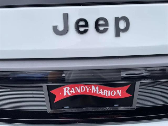 2026 Jeep Grand Wagoneer Limited Altitude 4x4