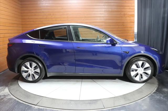 2022 Tesla Model Y Long Range Dual Motor All-Wheel Drive