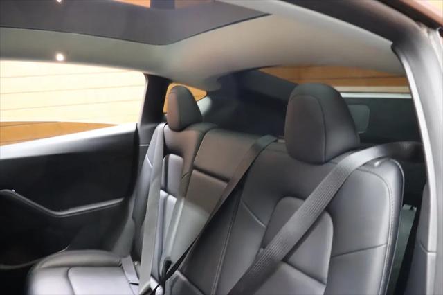 2022 Tesla Model Y Long Range Dual Motor All-Wheel Drive