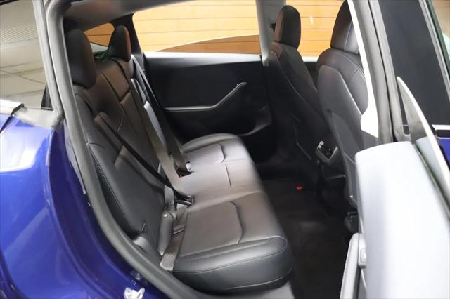2022 Tesla Model Y Long Range Dual Motor All-Wheel Drive