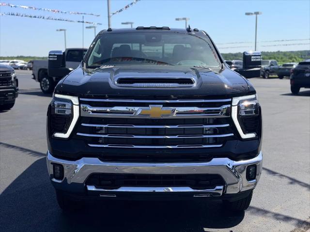 2026 Chevrolet Silverado 3500HD Crew Cab, Long Bed, LTZ Dual Rear Wheel, RWD
