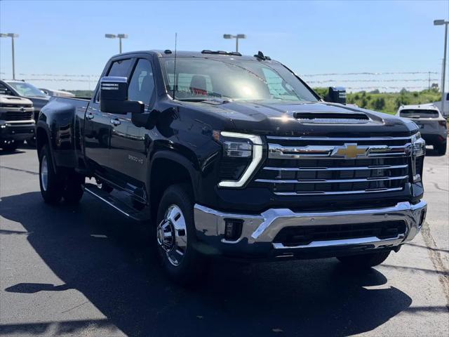 2026 Chevrolet Silverado 3500HD Crew Cab, Long Bed, LTZ Dual Rear Wheel, RWD