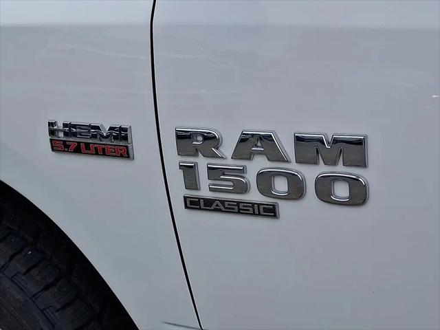 2022 Ram 1500 Classic SLT