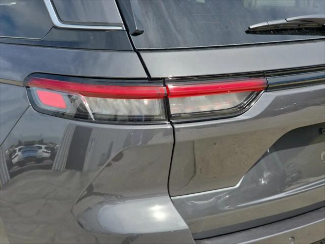 2026 Jeep Grand Cherokee Limited 4x2