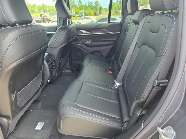 2026 Jeep Grand Cherokee Limited 4x2
