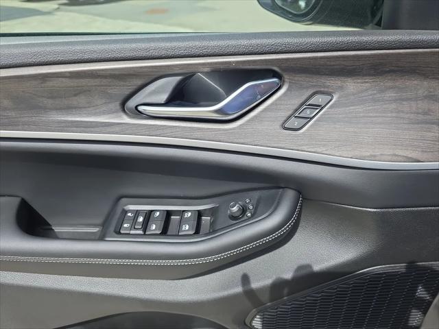 2026 Jeep Grand Cherokee Limited 4x2