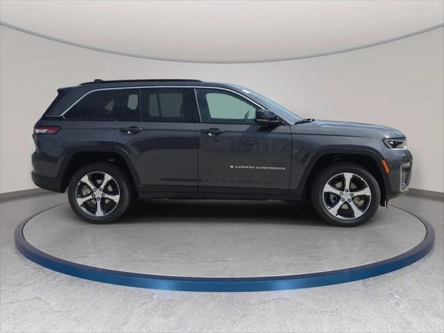 2026 Jeep Grand Cherokee Limited 4x2