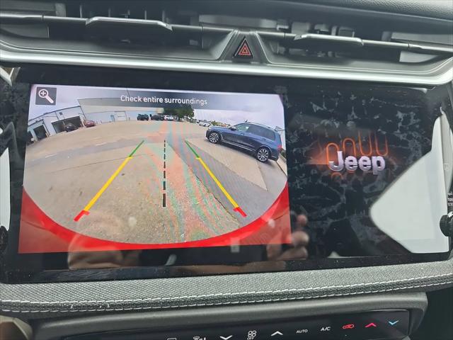 2026 Jeep Cherokee Laredo 4x4