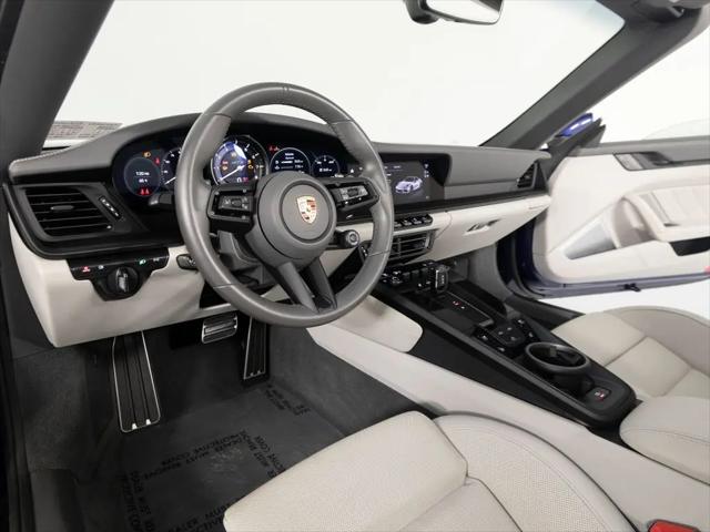 2023 Porsche 911 Carrera 4 GTS Cabriolet