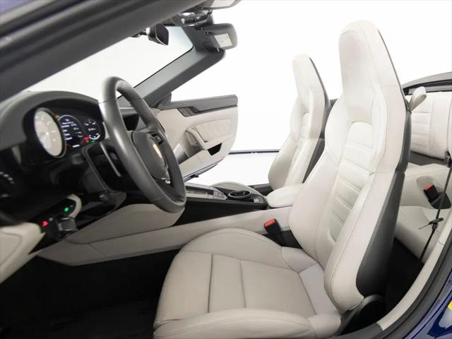 2023 Porsche 911 Carrera 4 GTS Cabriolet