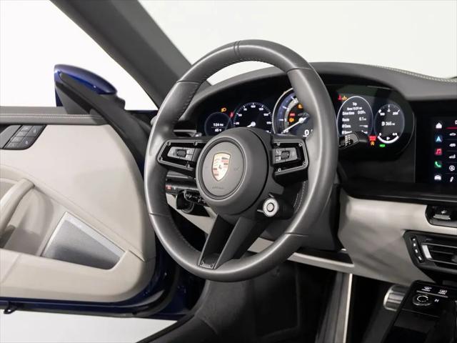 2023 Porsche 911 Carrera 4 GTS Cabriolet