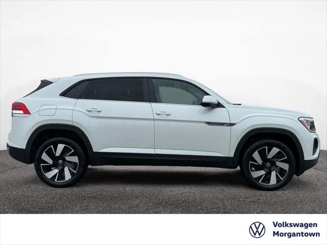 2026 Volkswagen Atlas Cross Sport SE with Technology