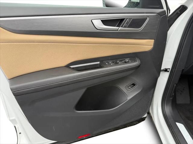 2026 Volkswagen Atlas Cross Sport SE with Technology