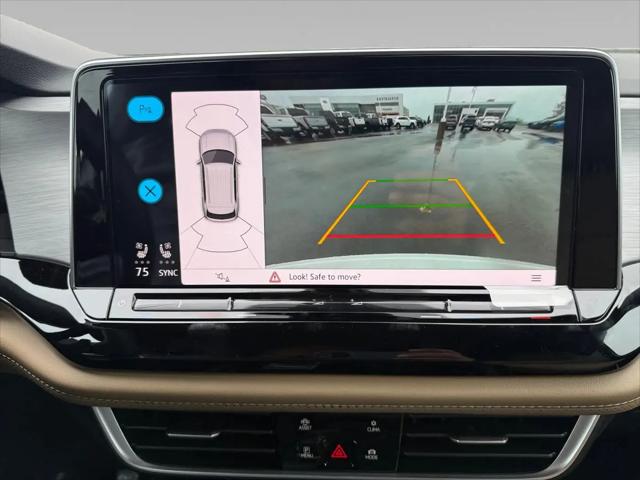 2026 Volkswagen Atlas Cross Sport SE with Technology