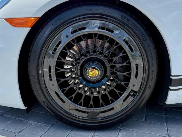 2014 Porsche 911 Carrera 4