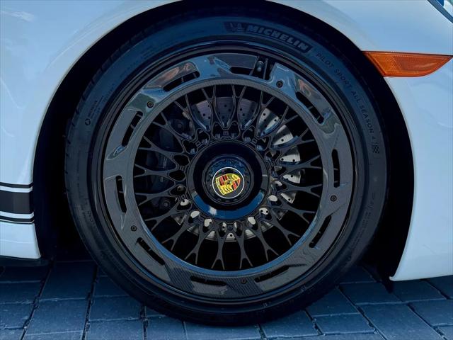 2014 Porsche 911 Carrera 4