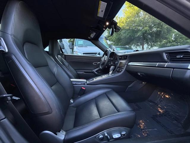 2014 Porsche 911 Carrera 4