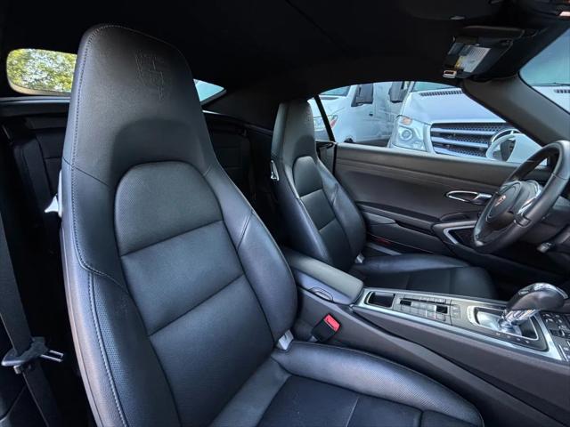 2014 Porsche 911 Carrera 4