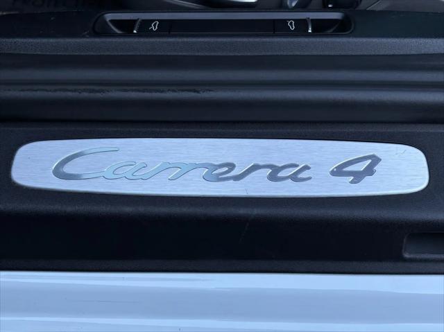 2014 Porsche 911 Carrera 4
