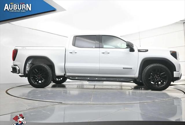 2023 GMC Sierra 1500 4WD Crew Cab Short Box Elevation with 3SB