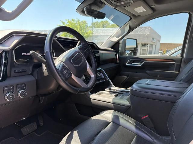2025 GMC Sierra 3500HD Denali