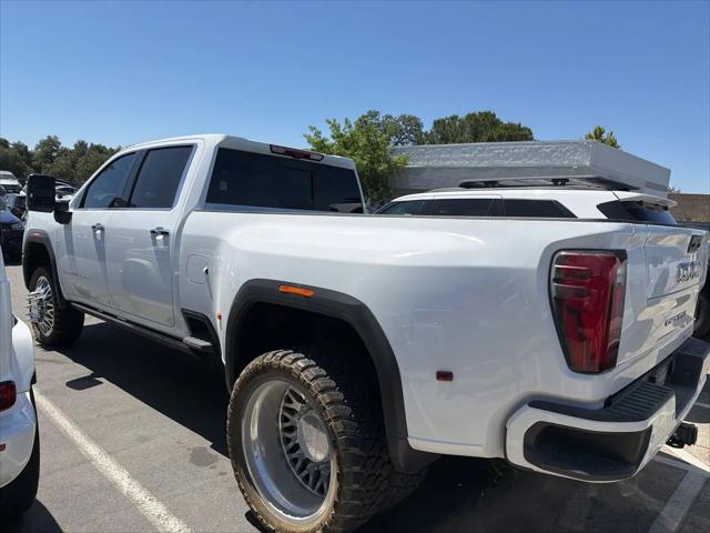 2025 GMC Sierra 3500HD Denali