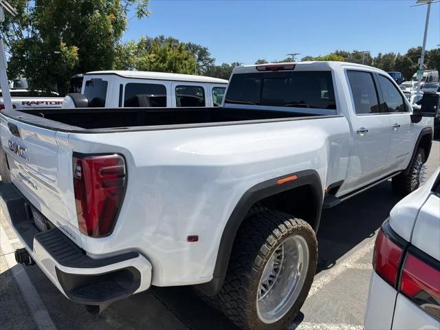 2025 GMC Sierra 3500HD Denali