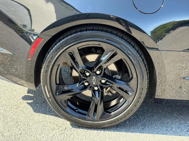 2021 Chevrolet Camaro RWD Coupe 1LT