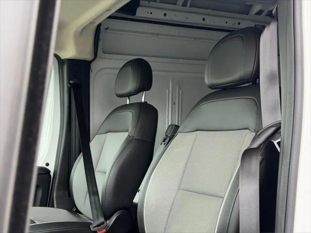 2025 Ram ProMaster 2500 Cargo Van Tradesman High Roof 159" WB w/Pass Seat