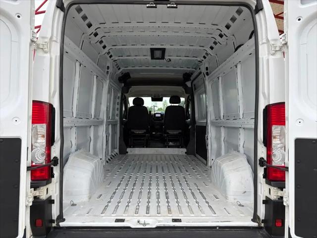 2025 Ram ProMaster 2500 Cargo Van Tradesman High Roof 159" WB w/Pass Seat