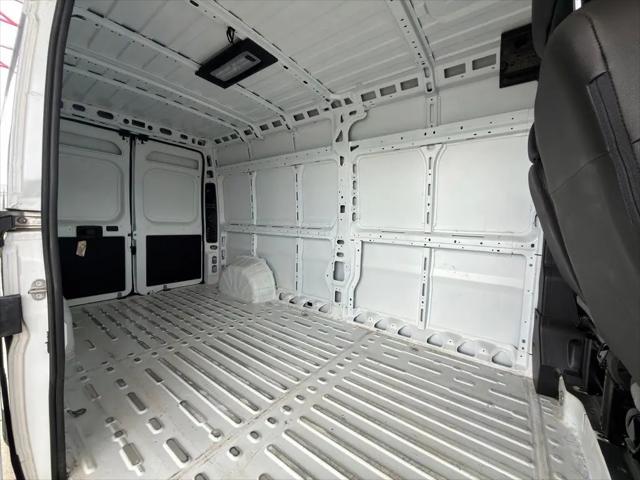 2025 Ram ProMaster 2500 Cargo Van Tradesman High Roof 159" WB w/Pass Seat