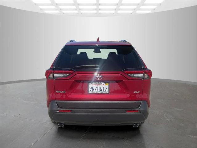 2022 Toyota RAV4 XLE