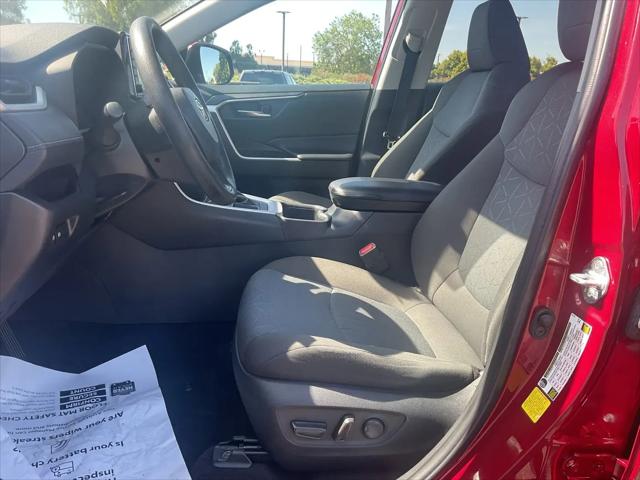 2022 Toyota RAV4 XLE