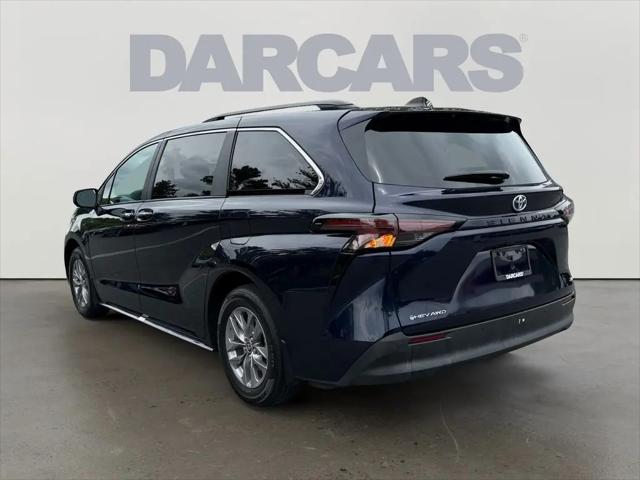 2025 Toyota Sienna XLE