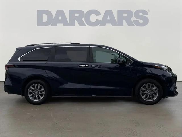 2025 Toyota Sienna XLE